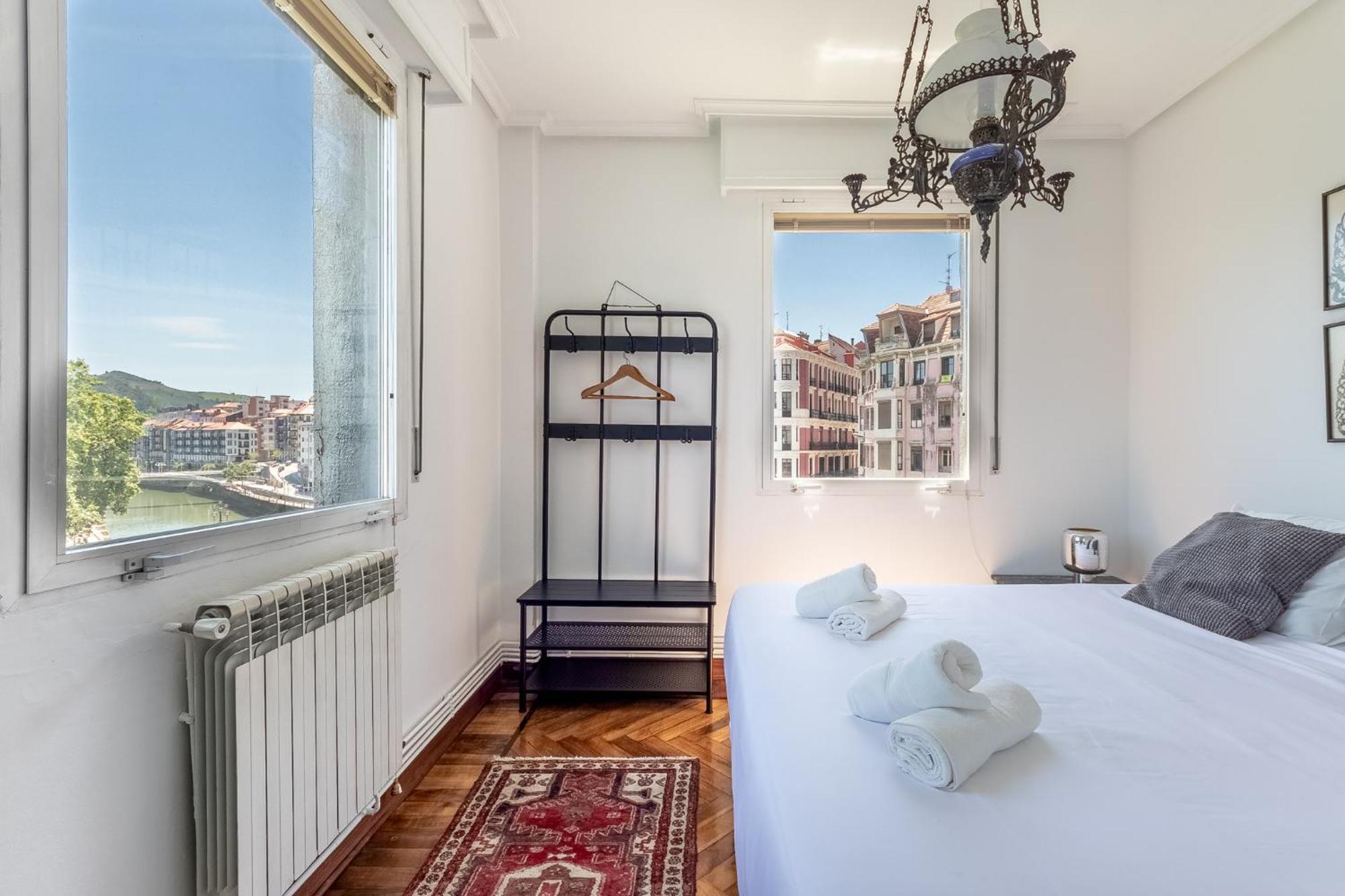Apartamento Con Vistas A La Ria บิลเบา ภายนอก รูปภาพ