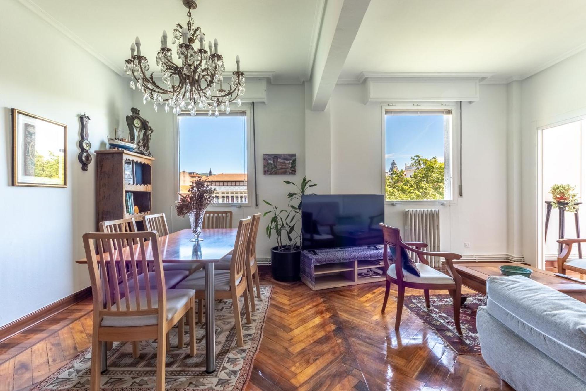 Apartamento Con Vistas A La Ria บิลเบา ภายนอก รูปภาพ